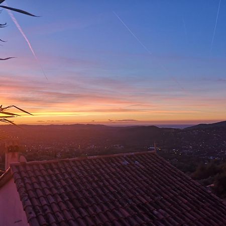 Vue Mer, Au Calme, Avec Jardin ! Spéracèdes Bagian luar foto